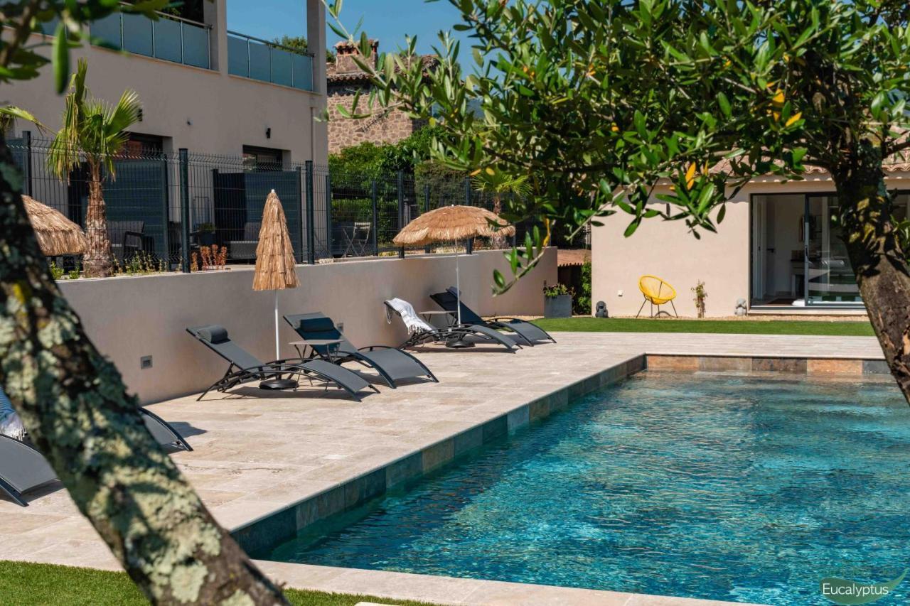 Le Clos des Eucalyptus Le Plan-de-la-Tour Exterior foto